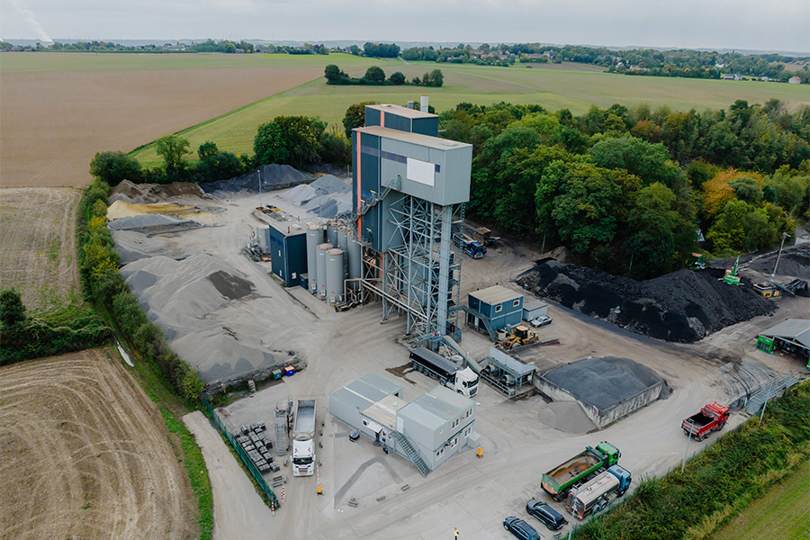 BV Asphalt gaat verder als 100% dochterbedrijf van STADSBADER CONTRACTORS en asfaltcentrale in Grimbergen gaat terug naar VIABUILD!