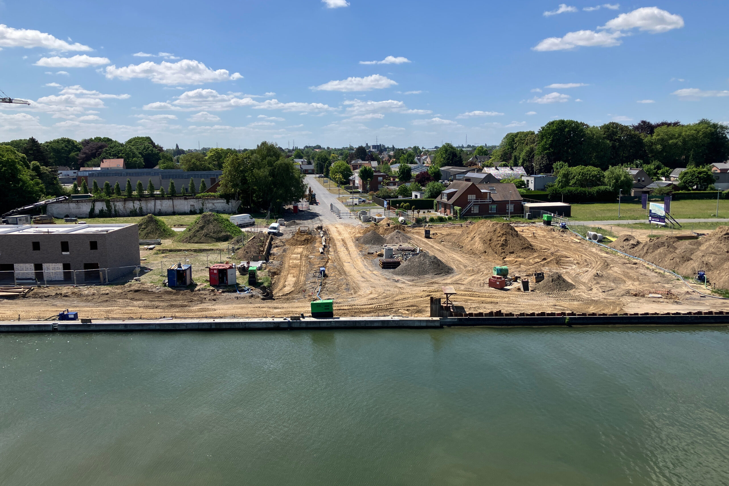 Oude voetgangersbrug maakt plaats voor veilige fiets- en wandelverbinding 1