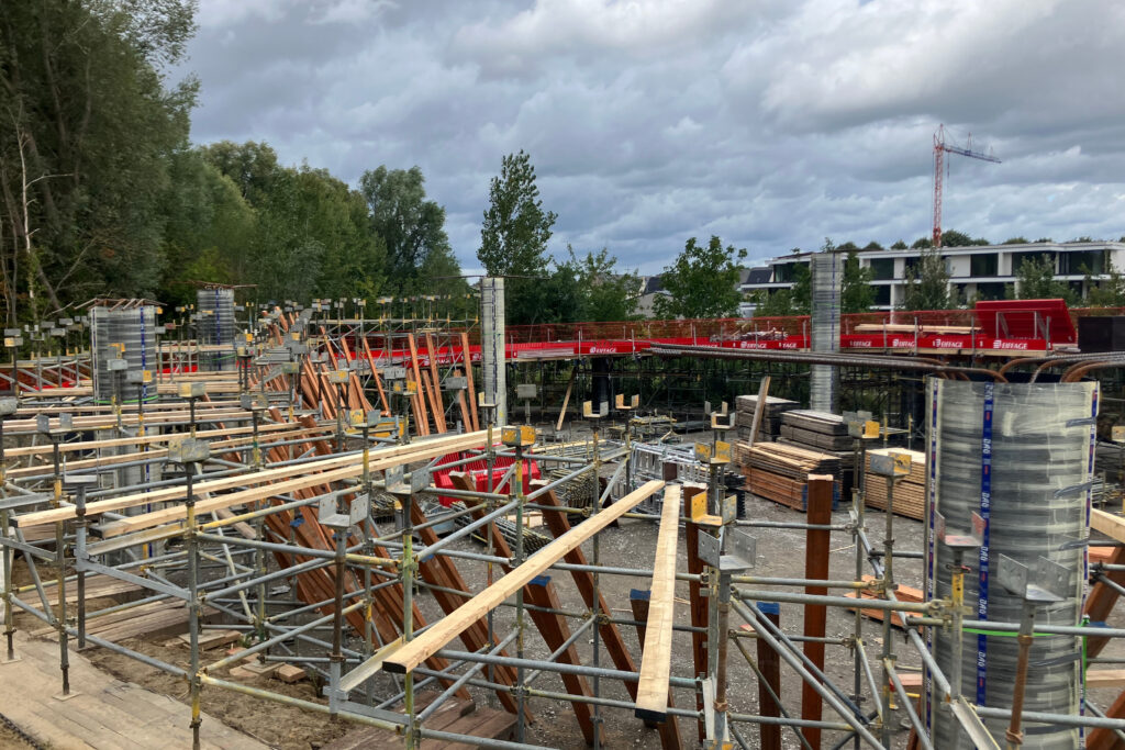 Oude voetgangersbrug maakt plaats voor veilige fiets- en wandelverbinding 2