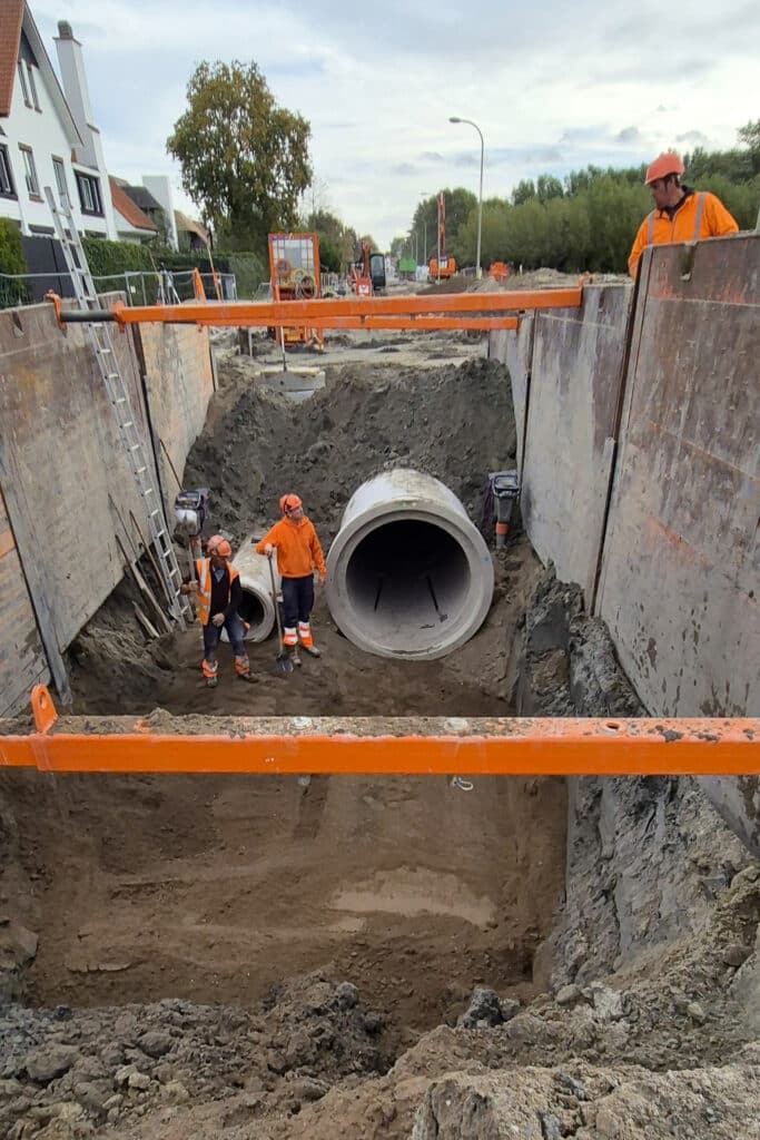 Grote riolerings- en wegenwerken in Zoutelaan draaien op volle toeren 4