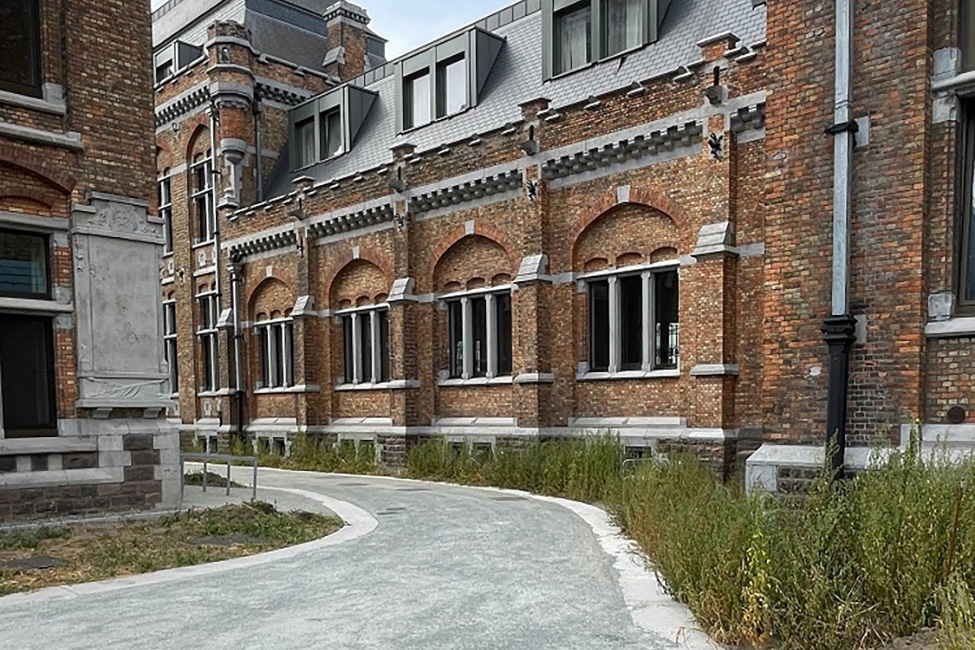 "Natuurlijk mooi en technisch sterk: voetpaden met Koersmix maken het verschil" 1