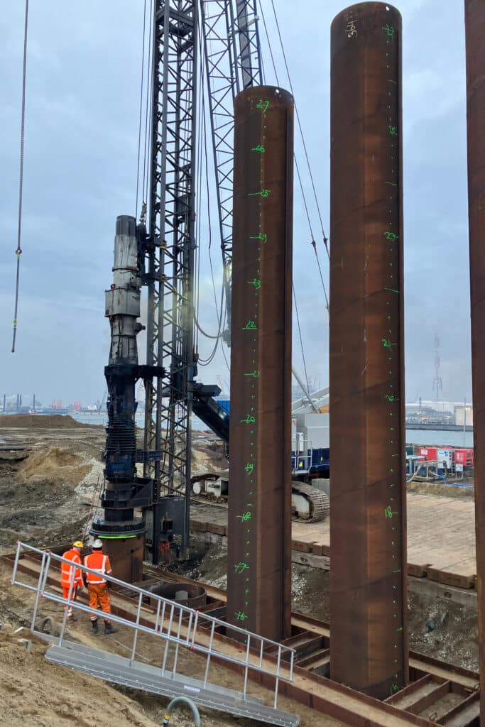 Anticiperen op de toekomst met nieuwe kade aan Kanaaldok B2 3