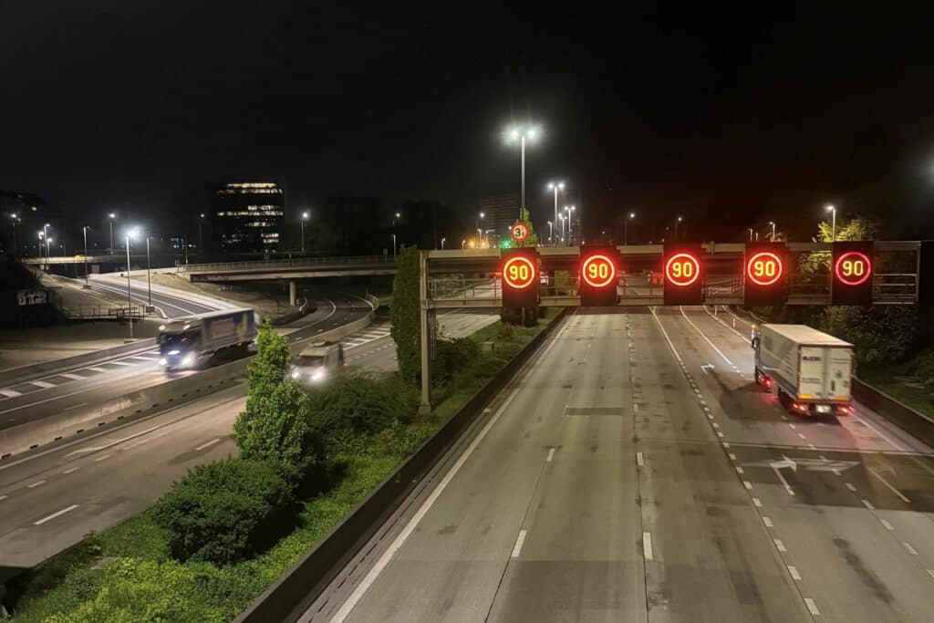 STADBADER CONTRACTORS stelt E313 terug open na huzarenstuk 3