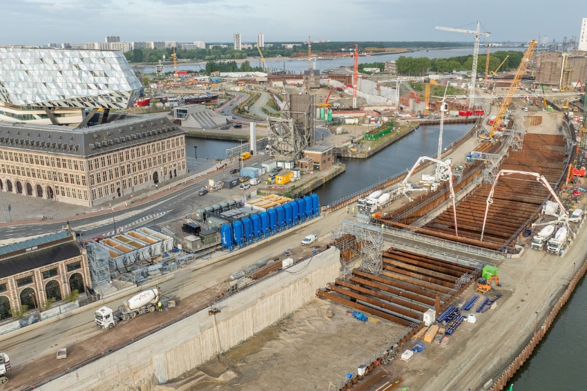 De eerste vloerplaat van de Kanaaltunnels ligt er! 2