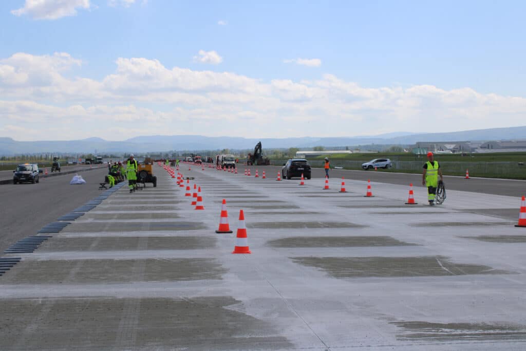 Betonbewerkingen op het ritme van een actieve luchthaven 2