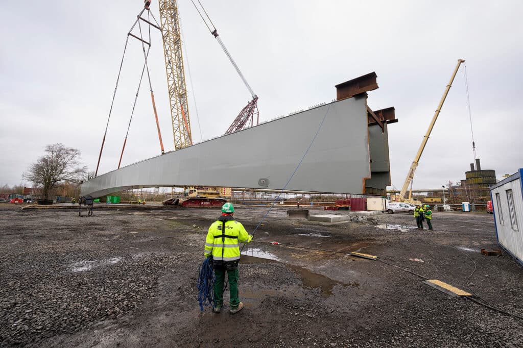 Nieuwe brug van E42/A15 over Centrumkanaal: een technisch en menselijk hoogstandje 5