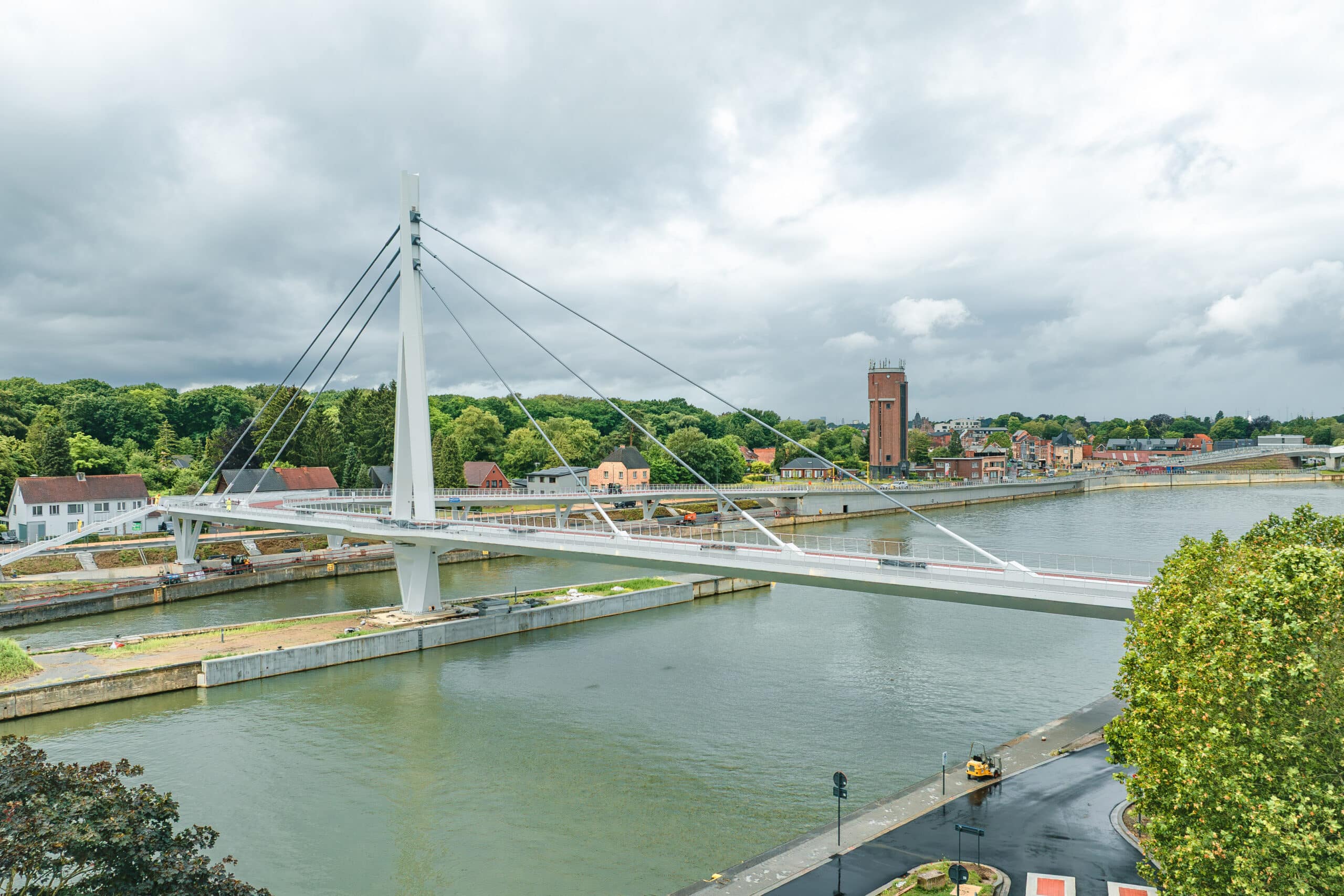 Fietsbrug Wijnegem vormt sluitstuk van groots bruggenprogramma Albertkanaal 6